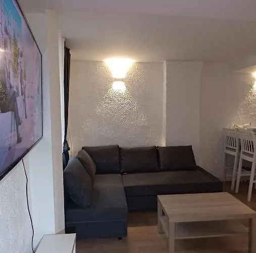 Neuf Climatisé Centre #6 *